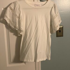 Self Contrast Flutter sleeve tee